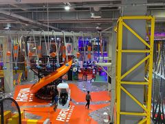 -嗨翻Hi-Fun竞技主题乐园·蹦床亲子生日轰趴(国光1937店)