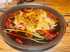 -旧街市鲜货老火锅(大光路店)