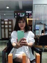 -心迪染发专门店