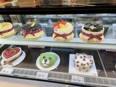 -花花卷卷·鲜食蛋糕(静安久光百货店)