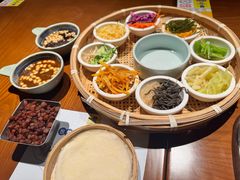-包整·丝娃娃(甲秀楼景观店)