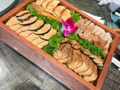 -慢丽江·云南野生菌土鸡锅(西山店)