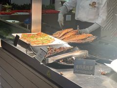 -荣誉国际酒店-云顶旋转餐厅