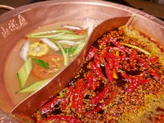 -山城鼎重庆老火锅(西安钟楼店)