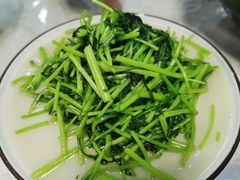 -洛东土菜馆(建国北路店)