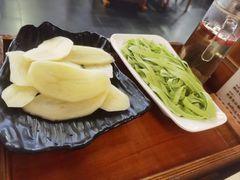 -土连锅·现熬养生汤锅(梁家巷店)