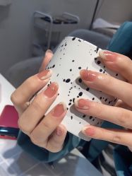 -UGIRL有个美甲