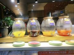 -芝小官毛肚火锅海鲜自助(无锡新吴区宝龙店)