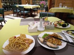 -安徽饭店·白鹭阁自助餐厅(梅山路店)