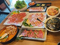 -山居屋炭火烧肉(厚街万达店)