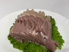 -品悦酒店(三林古镇店)