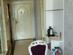 -柏纳酒店(百色市政府恒基广场店)