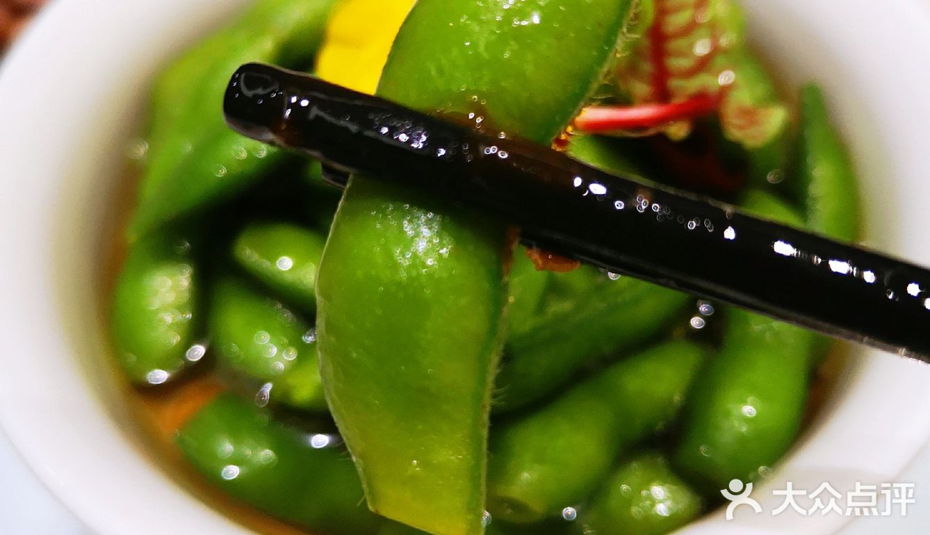 锦绣冷菜双拼:本帮菜糅合了淮扬,杭帮,绍兴及宁波菜的
