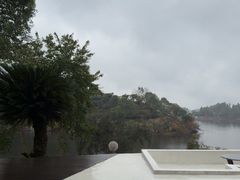 -华凌山庄·隐湖栖