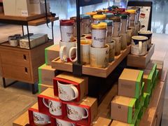 零售区-星巴克(成都东站店)