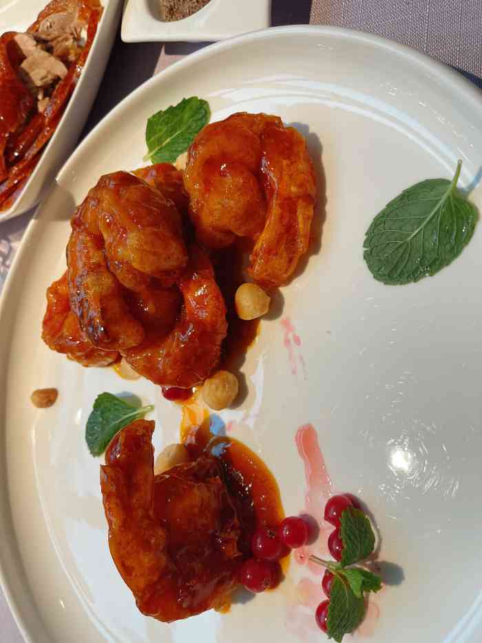 梧桐-"很久以前去的了,没太多印象.感觉比较有创."-大众点评移动版