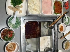 -海底捞火锅(宝龙广场夜宵主题店)