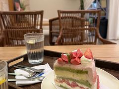 -山与蓝·轻糖鲜果蛋糕(勒泰店)