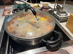 -尚尚仙·酸汤猪手·猪肚鸡火锅(华联万柳购物中心店)