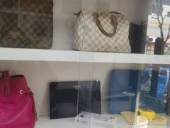 -万顺奢侈品黄金名表名包回收(青浦店)