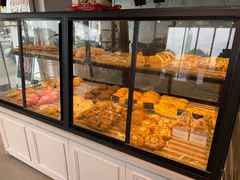 面包甜点陈列柜-小娘鱼(新都汇店)