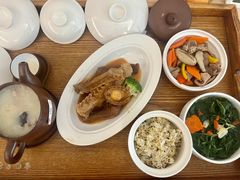 -雪梅月子中心(华侨城店)