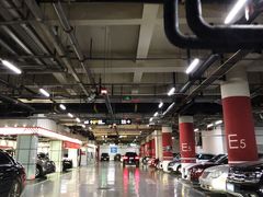 -金融街购物中心停车场