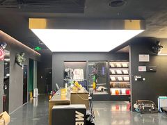 -TOP健身私教工作室(侨香店)