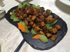 -湖庭壹品鸭王·传统北京烤鸭·别墅私房菜·庭院宵夜(江宁店)