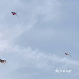 以为人不会太多，结果到海边一看