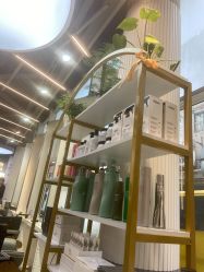 -PE SALON 