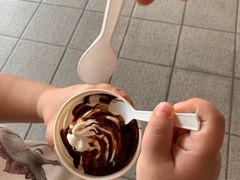 -亚龙湾亚泰商业街