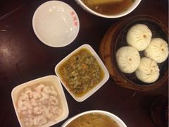 -朱鸿兴面馆(镇湖店)
