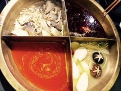 -沸炉重庆老火锅(军事博物馆店)