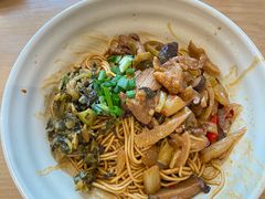 -佬钱湾仔(衣裳街店)