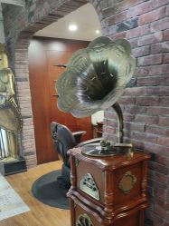 -BarberKiNG男士理发馆Barbershop