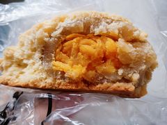 蛋黄酥-寻味唐派·牛奶手撕面包(府前街店)