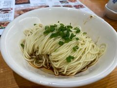 -诚铭记·虾仁汤包·成都小吃(融创店)
