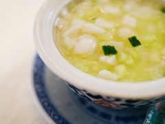 -壹零贰小馆(桂城石啃店)