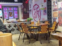 大堂-马路牙子地桌烤肉(工体店)