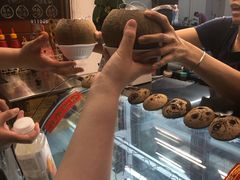 -椰爺爺·椰子冻砵仔糕