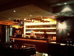 -AIR Restaurant & Lounge
