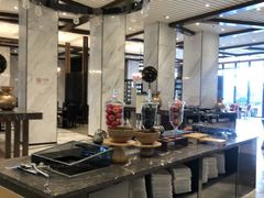 -上海虹桥西郊假日酒店