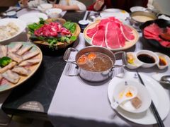 -红鼎豆捞·非遗鲍皇汤火锅(宝丰路店)