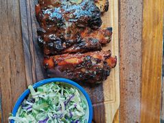 -Ribs & Burgers The Rocks
