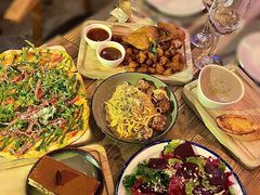 -Common Table · Brunch & Coffee