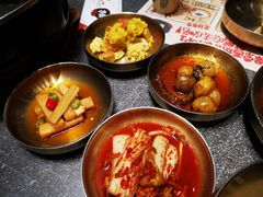 -草家酱蟹炭火烤肉店(珲春南路二店)