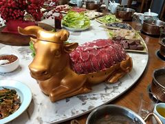 -周老三跷脚牛肉·全牛火锅(非遗传承店)