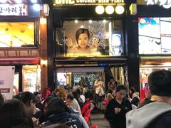 -BHC炸鸡(明洞总店)