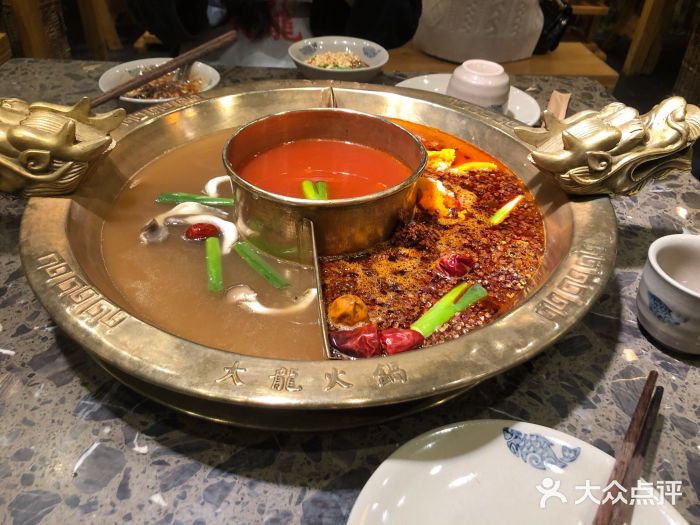 小龙坎老火锅图片